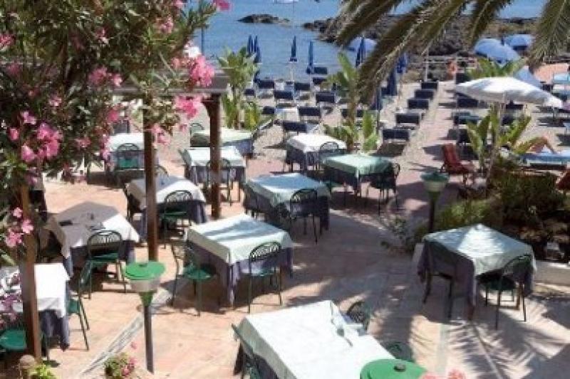 Szicília Giardini Naxos utazás Hotel Kalos