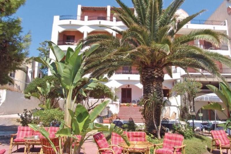 Szicília Giardini Naxos utazás Hotel Kalos