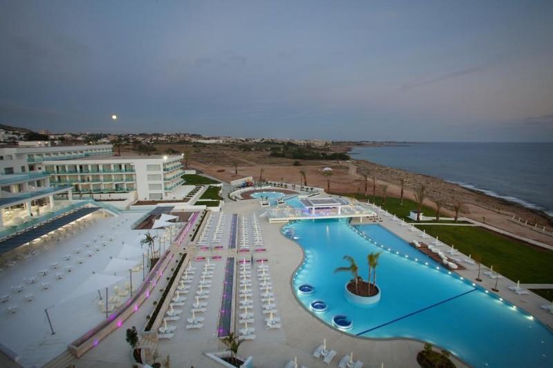 Dél-Ciprus Paphos utazás Hotel King Evelthon Beach