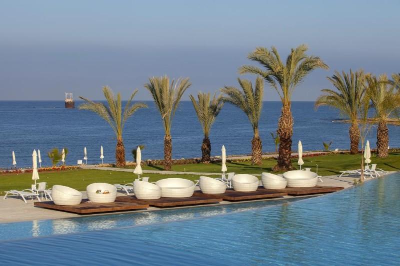 Dél-Ciprus Paphos utazás Hotel King Evelthon Beach