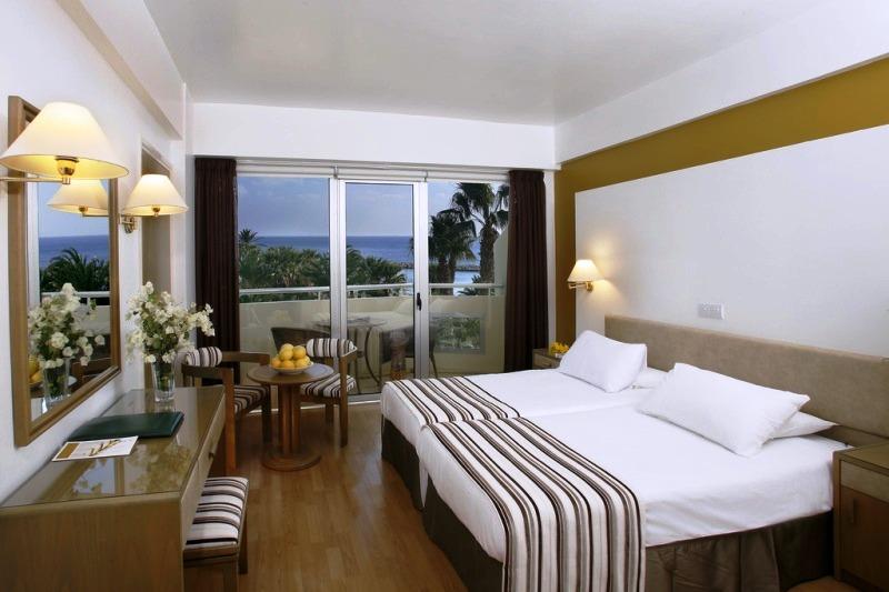 Dél-Ciprus Larnaca utazás Hotel Lordos Beach