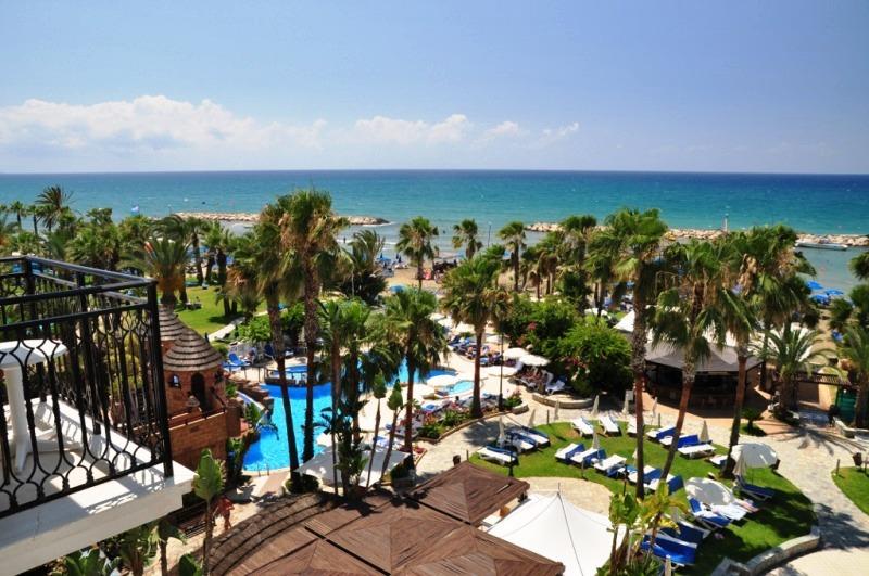 Dél-Ciprus Larnaca utazás Hotel Lordos Beach