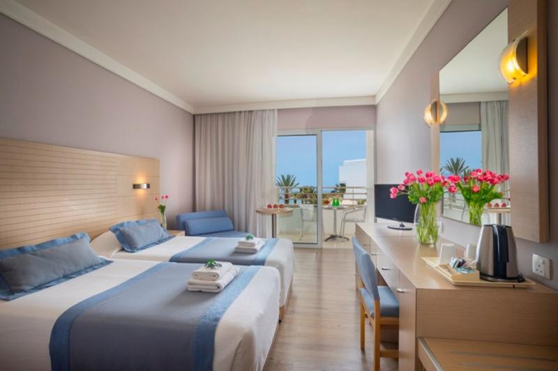 Dél-Ciprus utazás Hotel Louis Ledra Beach