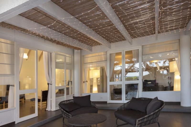 Szardínia Pula utazás Hotel Mare Pineta