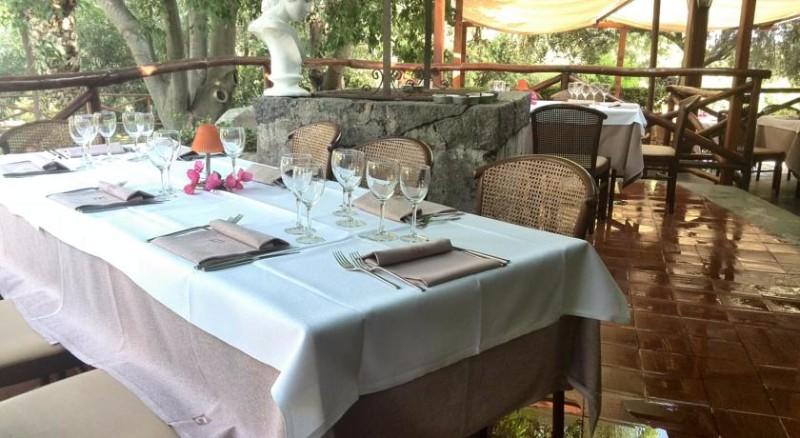 Szicília Giardini Naxos utazás Hotel Naxos Beach Resort