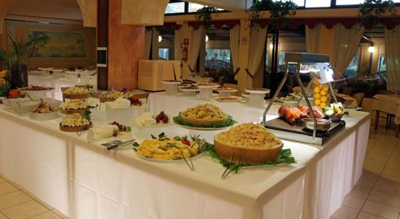 Szicília Giardini Naxos utazás Hotel Naxos Beach Resort