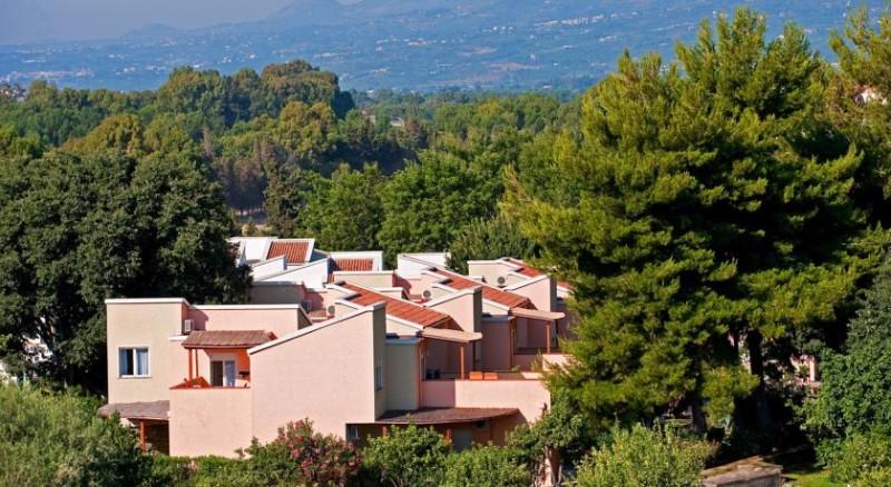 Szicília Giardini Naxos utazás Hotel Naxos Beach Resort