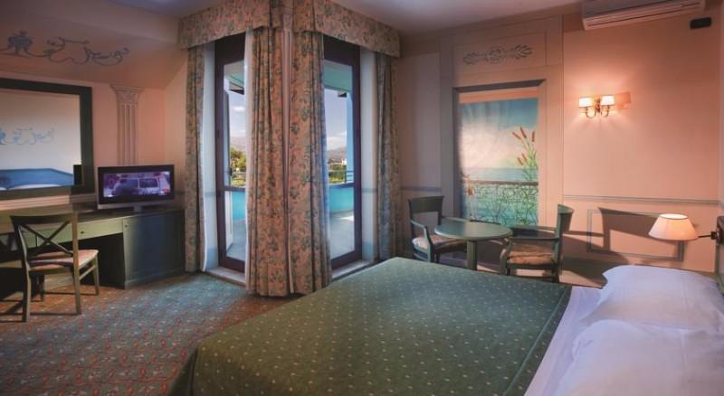 Szicília Giardini Naxos utazás Hotel Naxos Beach Resort