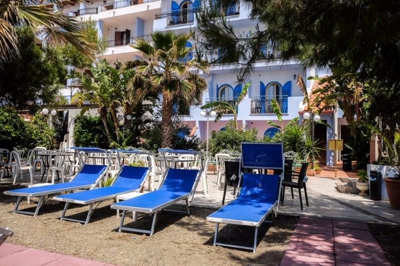 Szicília Giardini Naxos utazás Hotel Nike