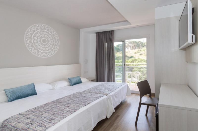 Costa Brava Calella utazás Hotel Oasis Park Splash