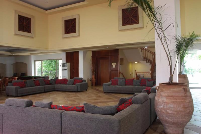 Dél-Ciprus Ayia Napa utazás Hotel Panthea Holiday Village