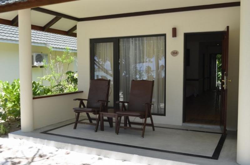 Maldív-szigetek utazás Hotel Paradise Island Resort & Spa Superior Bungalók