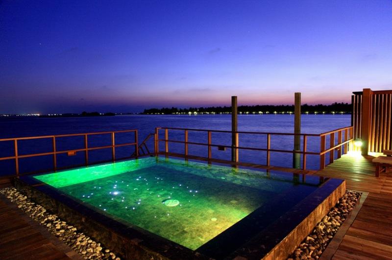 Maldív-szigetek utazás Hotel Paradise Island Resort & Spa