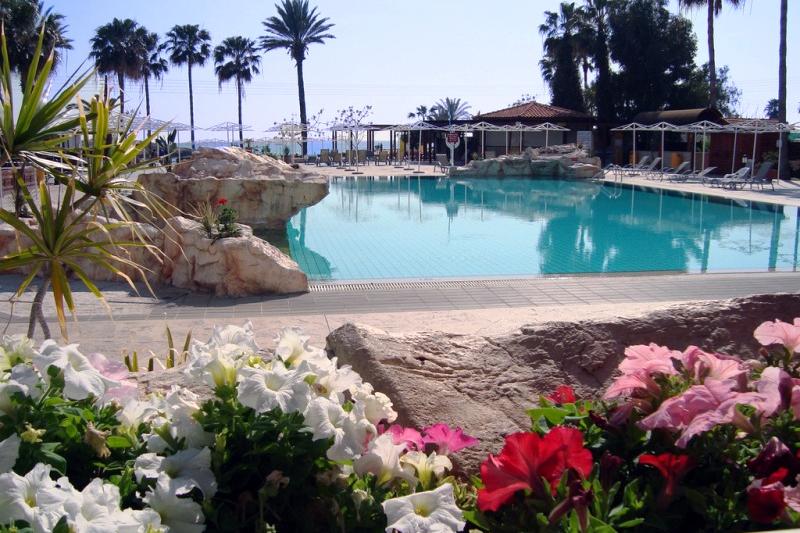 Dél-Ciprus Ayia Napa utazás Hotel Pavlonapa Beach