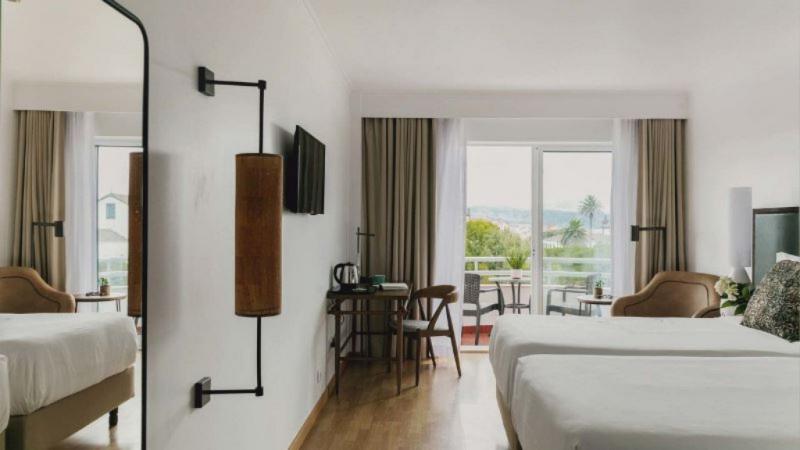 Azori-szigetek utazás Hotel Ponta Delgada