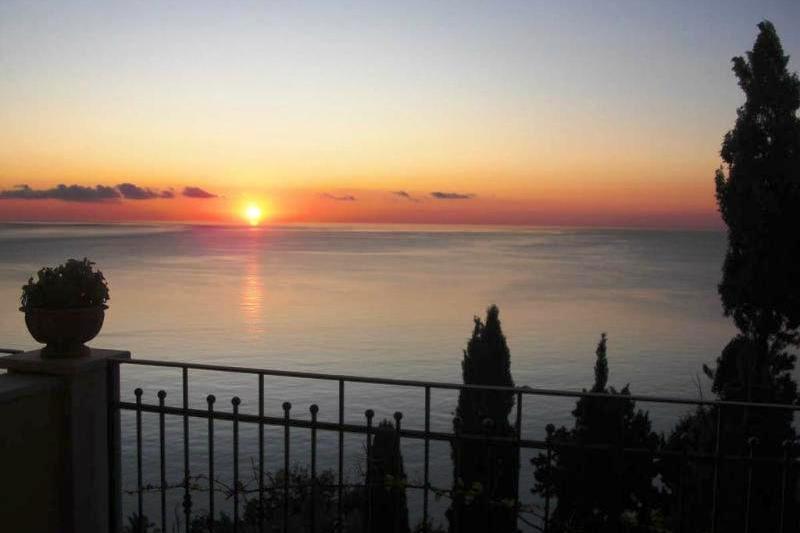 Szicília Taormina utazás Hotel Porto Ariston