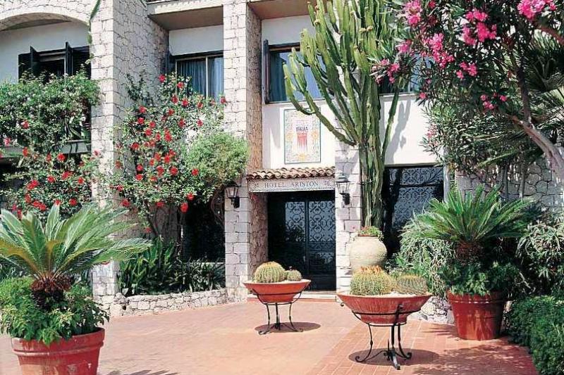 Szicília Taormina utazás Hotel Porto Ariston