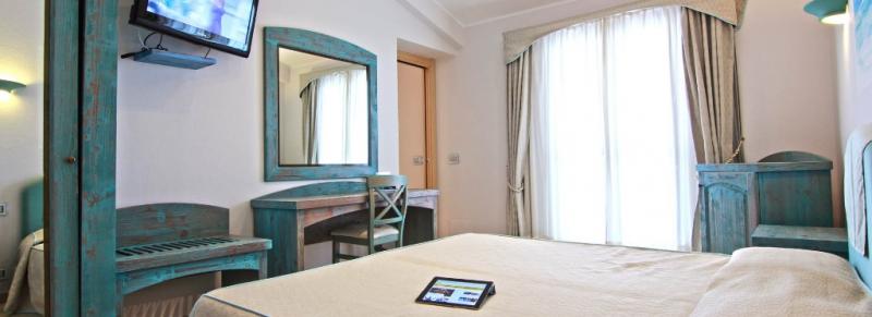 Szardínia Alghero utazás Hotel Punta Negra