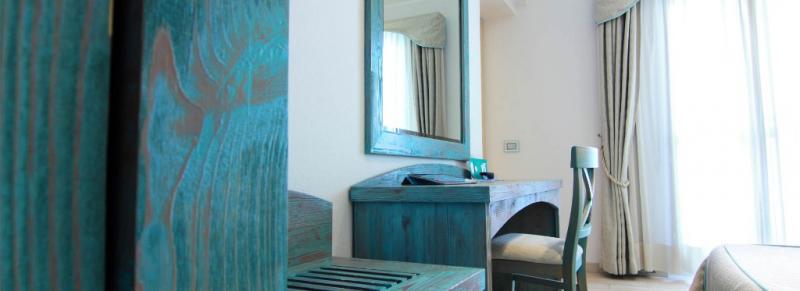 Szardínia Alghero utazás Hotel Punta Negra