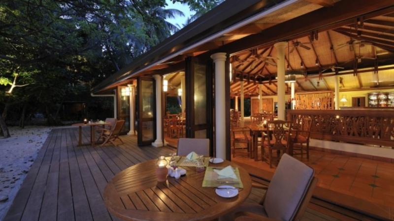 Maldív-szigetek utazás Hotel Royal Island Resort & Spa