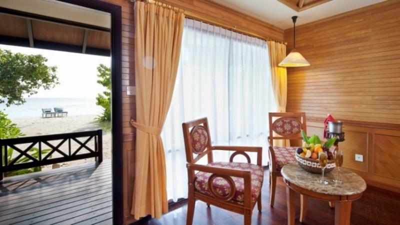 Maldív-szigetek utazás Hotel Royal Island Resort & Spa