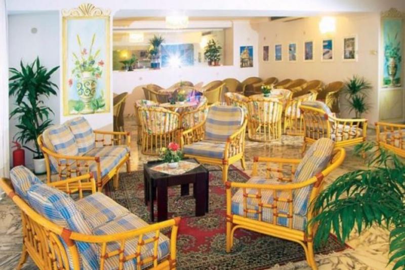 Szicília Giardini Naxos utazás Hotel Villa Athena