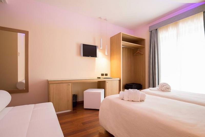 Szicília Taormina utazás Hotel Villa Esperia