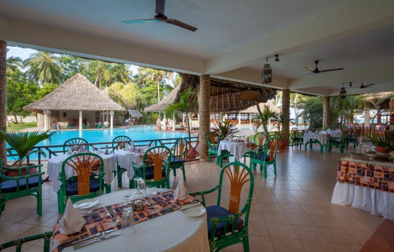 Karibu 5 napos szafari + 6 napos óceánparti pihenés Diani Beach-en