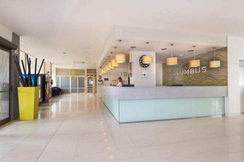 Tenerife Playa de las Americas utazás Kn Columbus Aparthotel