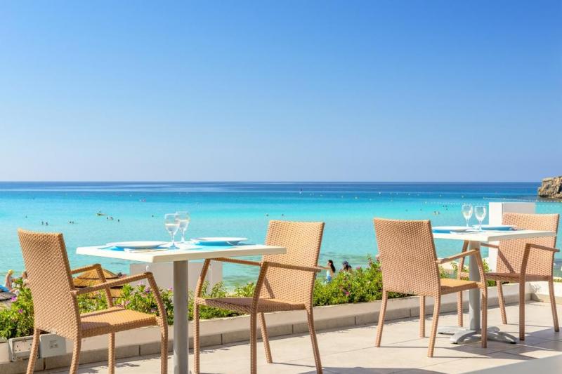 Dél-Ciprus Ayia Napa utazás Nissi Beach Resort