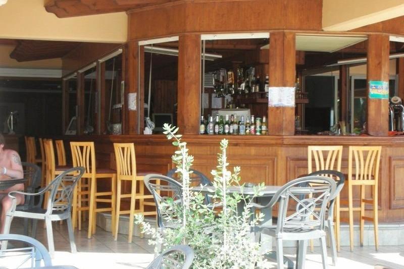 Dél-Ciprus Ayia Napa utazás Nissiana Hotel & Bungalows