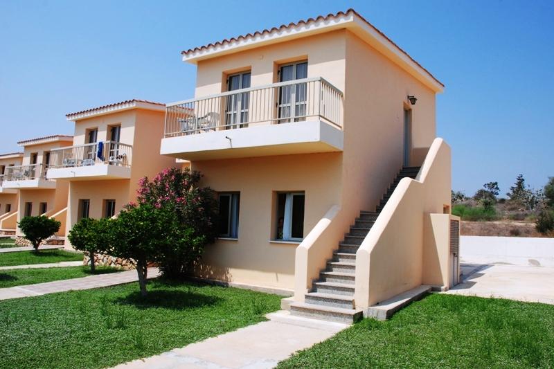 Dél-Ciprus Ayia Napa utazás Nissiana Hotel & Bungalows