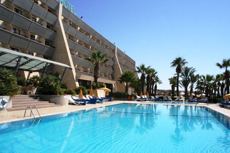 Palm Beach Hotel & Bungalows Dél-Ciprus Larnaca