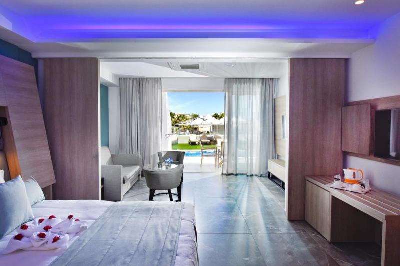 Dél-Ciprus Protaras utazás Pernera Beach Hotel