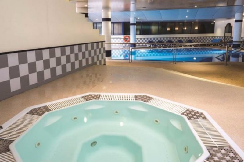 2 éj Lisszabonban 3-4* Hotelben, 5 éj Madeirán 4* Hotelben