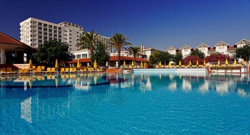 Észak-Ciprus Famagusta utazás Salamis Bay Conti Hotel