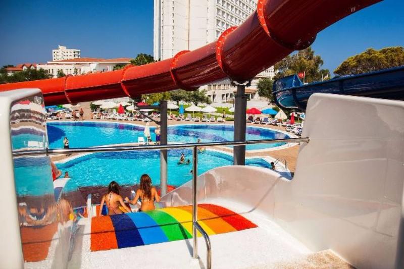 Észak-Ciprus Famagusta utazás Salamis Bay Conti Hotel