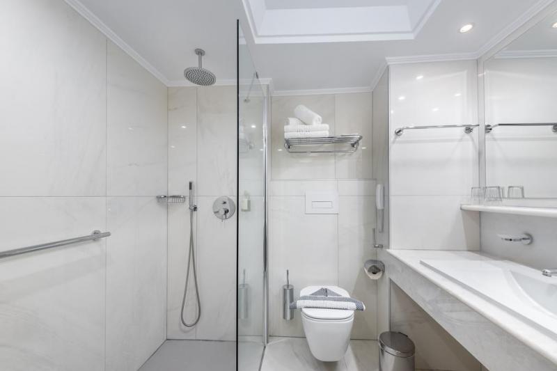 Rodosz Faliraki utazás Apollo Beach Hotel