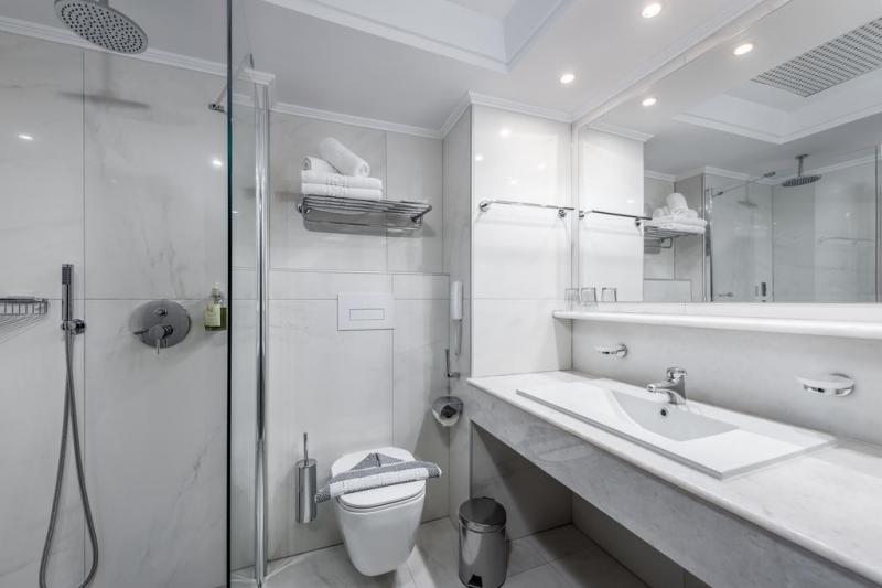 Rodosz Faliraki utazás Apollo Beach Hotel