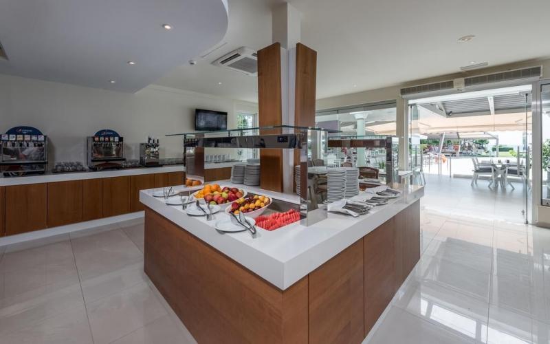 Rodosz Faliraki utazás Apollo Beach Hotel