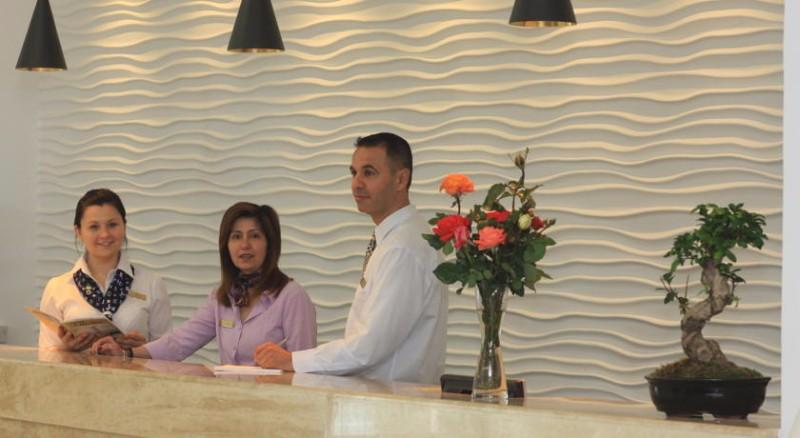 Dél-Ciprus Ayia Napa utazás Callisto Holiday Village Apartmanok