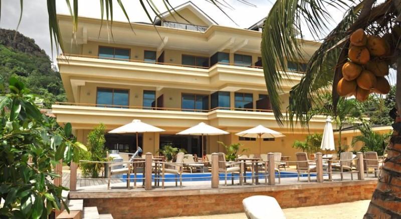 Seychelle-szigetek utazás Crown Beach Hotel
