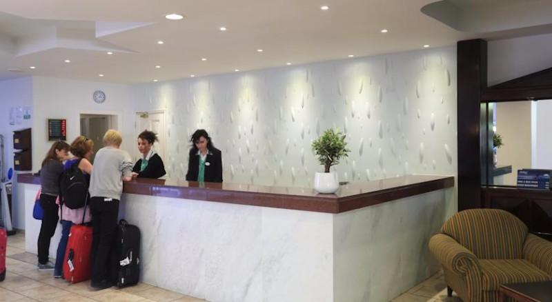 Dél-Ciprus Ayia Napa utazás Electra Holiday Village Apartmanok