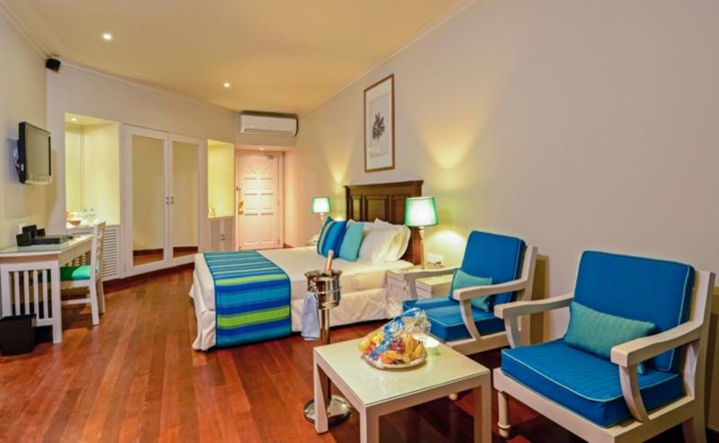 Maldív-szigetek utazás Hotel Adaaran Club Rannahli