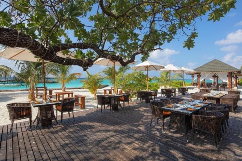 Maldív-szigetek utazás Hotel Adaaran Select Meedhupparu