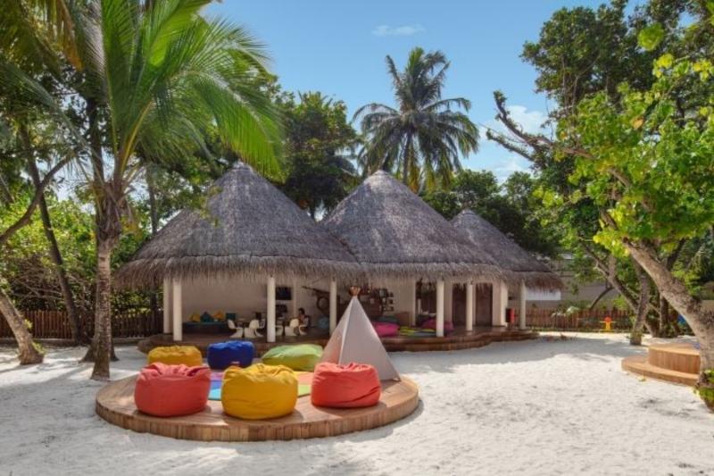 Maldív-szigetek utazás Hotel Adaaran Select Meedhupparu