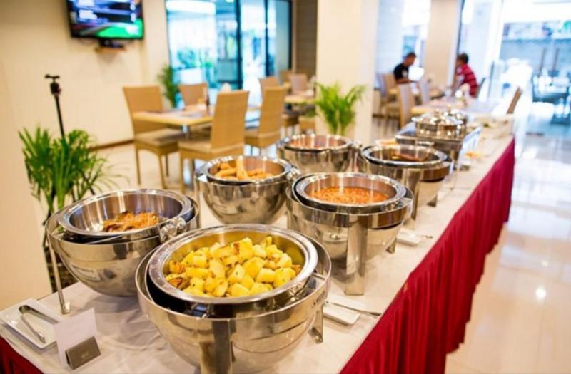 Pattaya utazás Hotel Bay Breeze