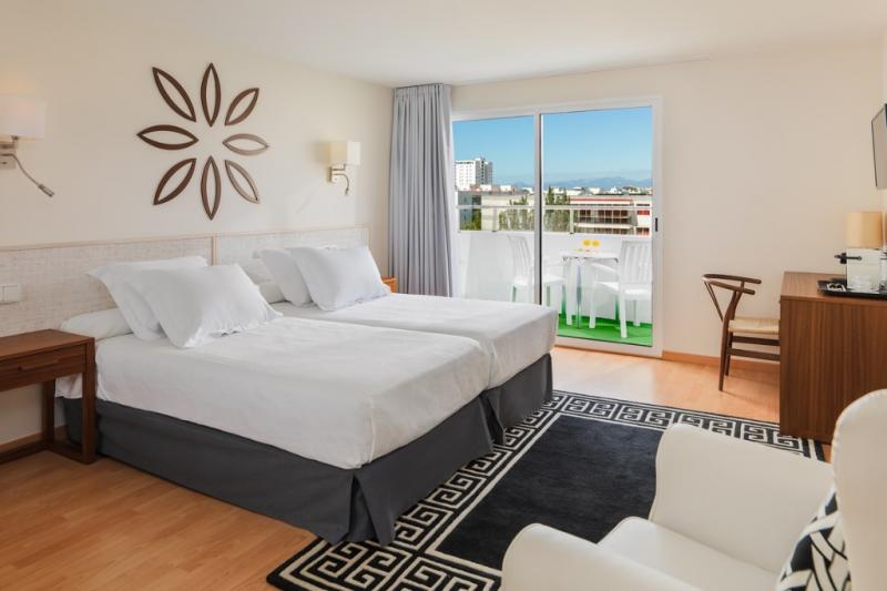 Costa Dorada Salou utazás Hotel H10 Delfin