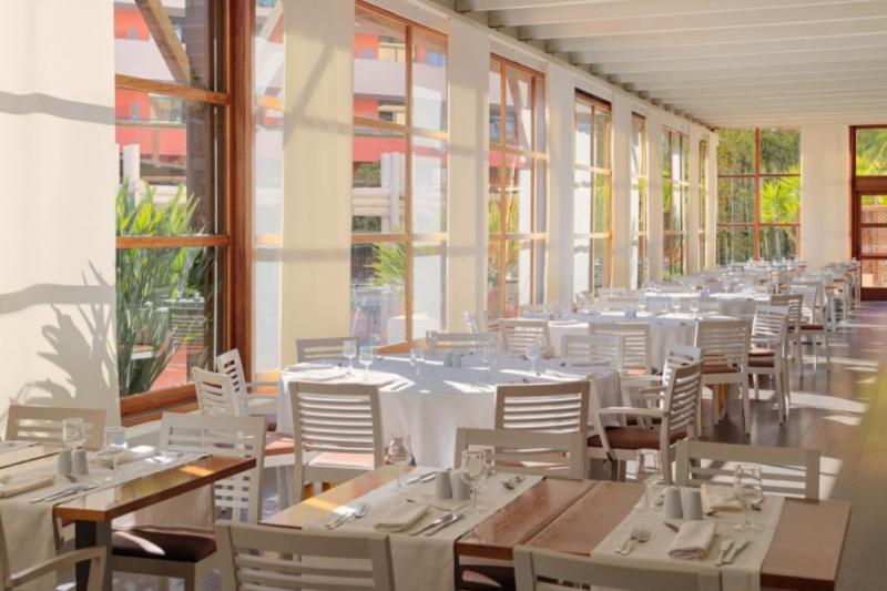 Costa Dorada Salou utazás H10 Salauris Palace