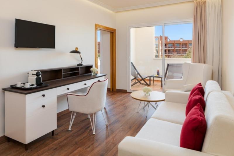 Costa Dorada Salou utazás H10 Salauris Palace